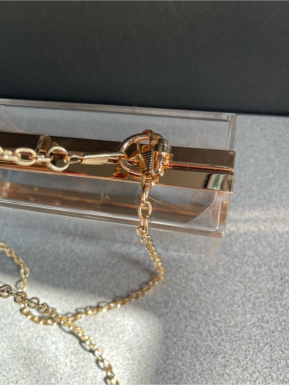 Clear Acrylic Box Bag With Gold Chain Strap - Picture 6 of 10